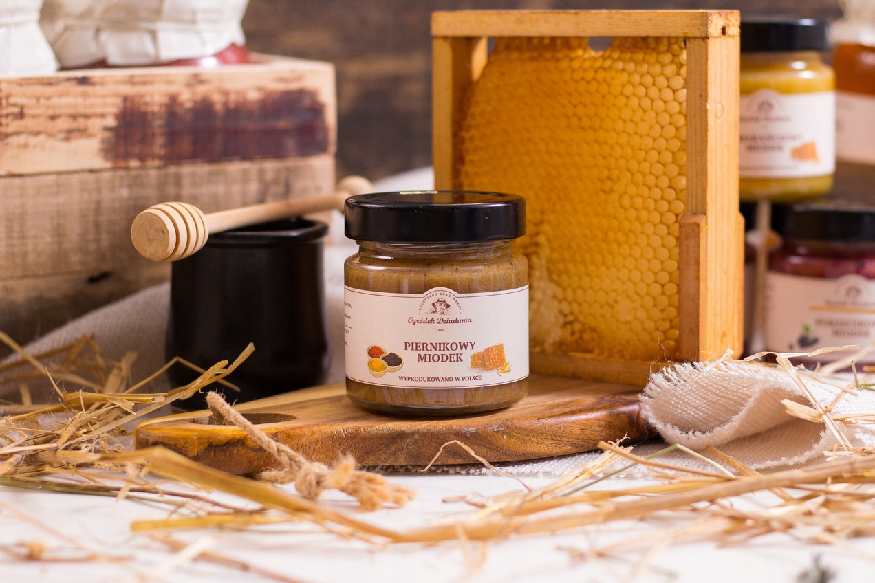 4e06697e098ab33262595a922db1d681